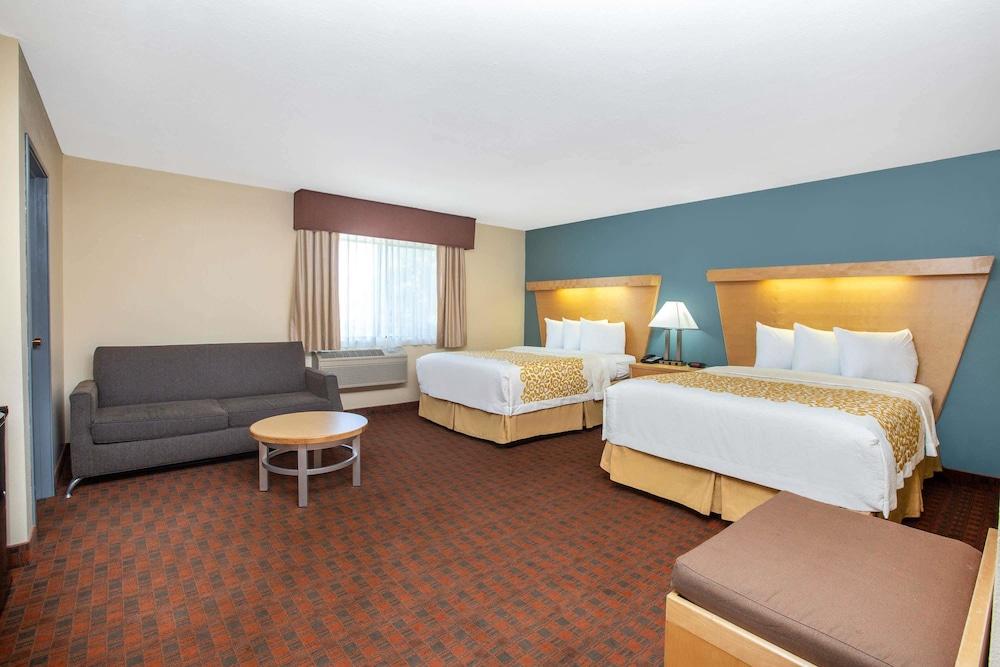 Days Inn By Wyndham Woodland Eksteriør bilde